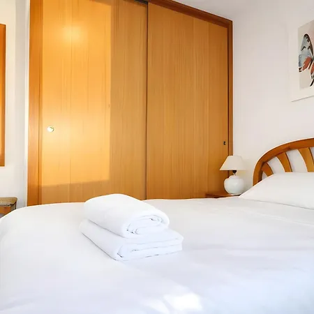 Apartment En La Zona Baja Rodeado De Bares Y Supermercados Con Garaje Incluido Sierra Nevada
